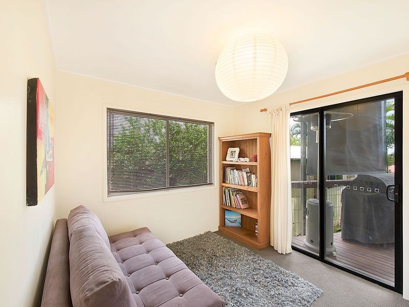 11 Susanne Street, Southport QLD 4215