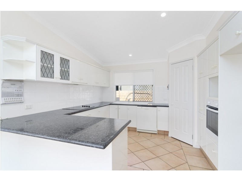 176 Port Jackson Blvd, Clear Island Waters QLD 4226