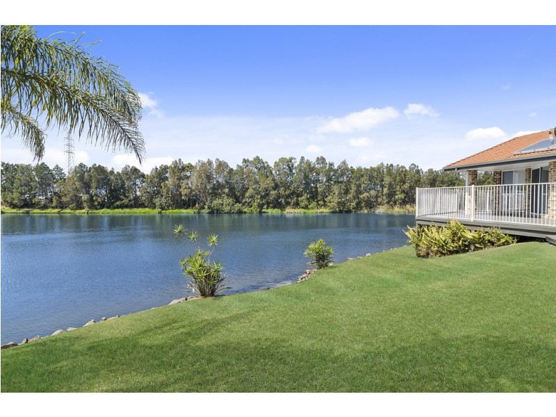 176 Port Jackson Blvd, Clear Island Waters QLD 4226