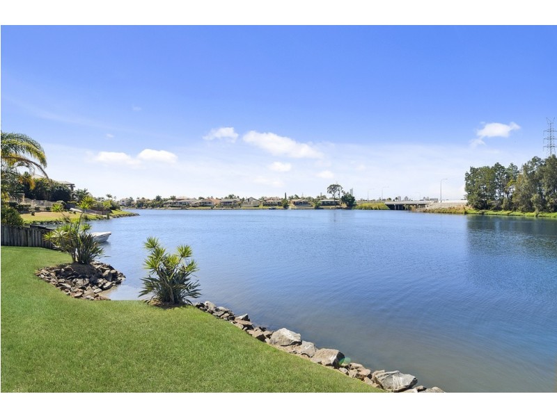 176 Port Jackson Blvd, Clear Island Waters QLD 4226