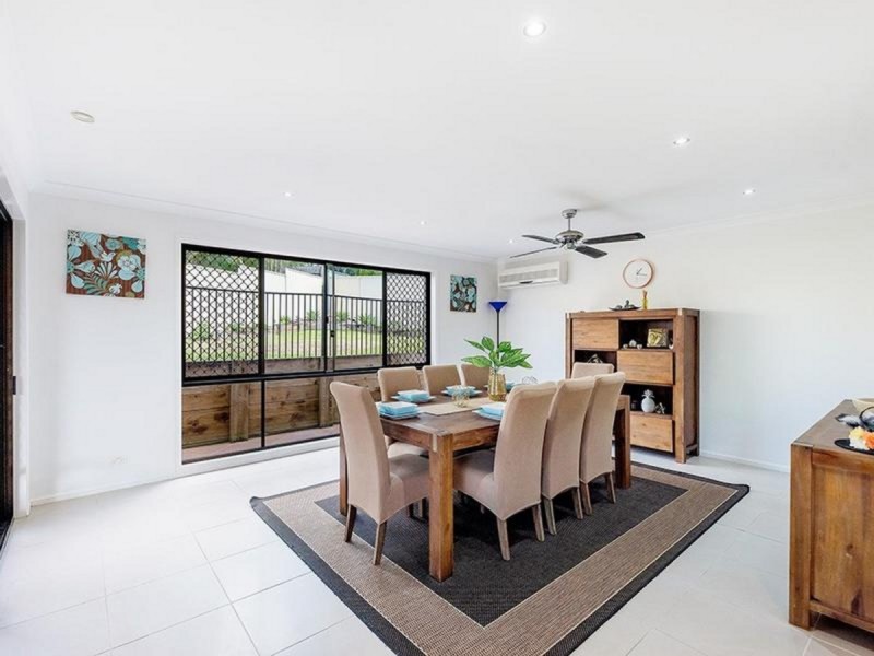 16 Vaucluse Place, Robina QLD 4226