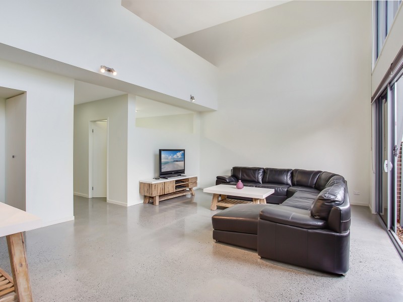 123 Varsity Parade, Varsity Lakes QLD 4227