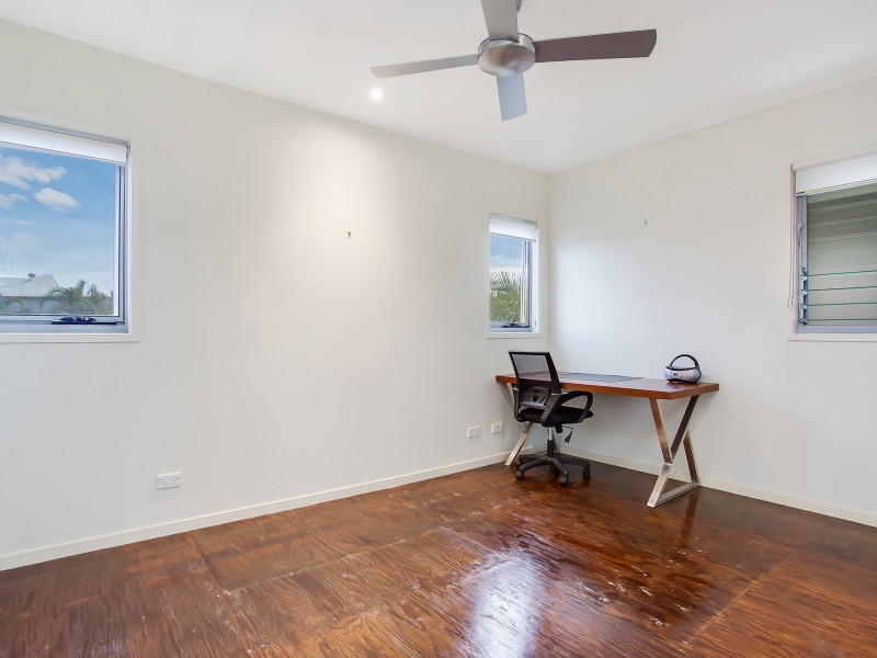 123 Varsity Parade, Varsity Lakes QLD 4227