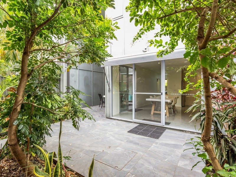 123 Varsity Parade, Varsity Lakes QLD 4227