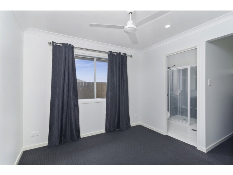 14 Mieka Cres, Pimpama QLD 4209