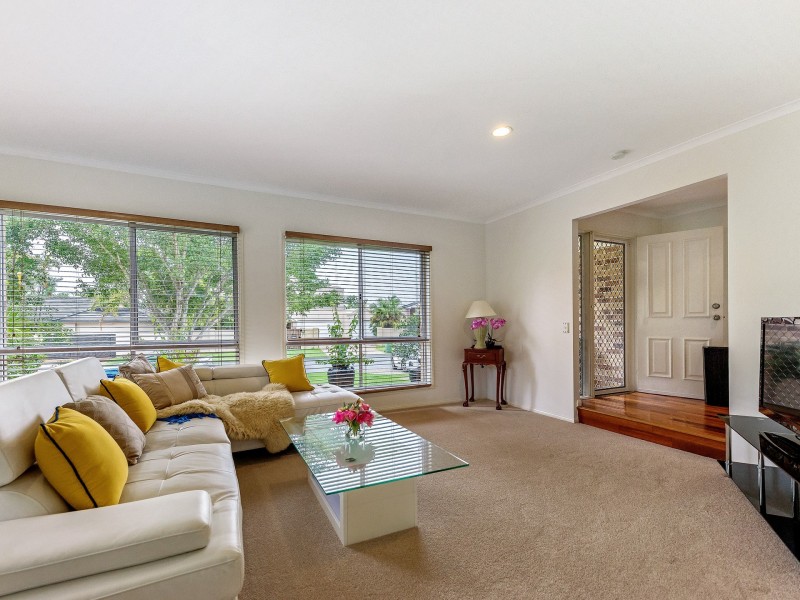 105 Camberwell Circuit, Robina QLD 4226