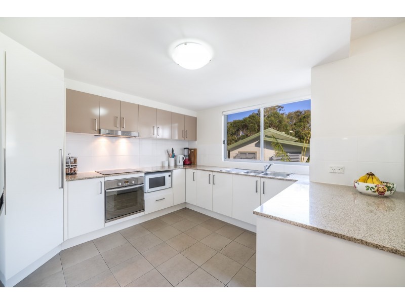 24/28 Castello Circuit, Varsity Lakes QLD 4227