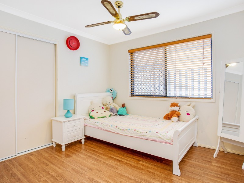 37 North Shore Avenue, Varsity Lakes QLD 4227