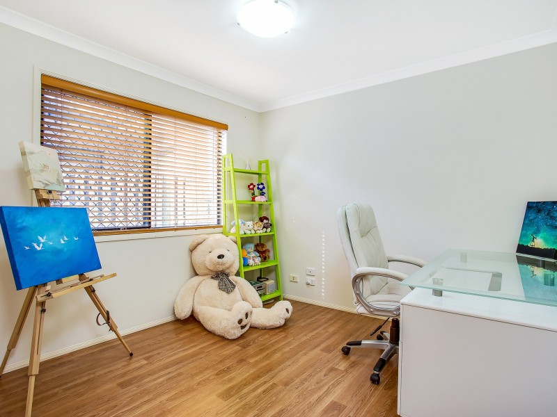 37 North Shore Avenue, Varsity Lakes QLD 4227