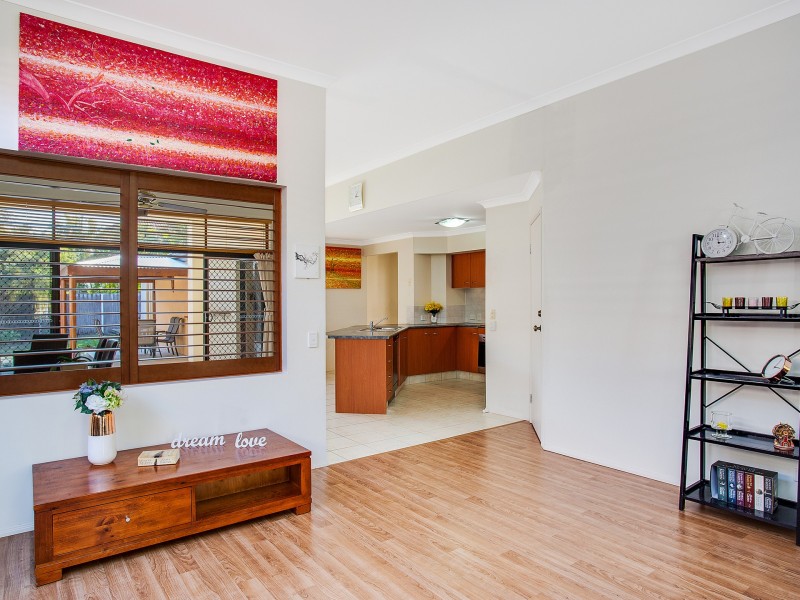 37 North Shore Avenue, Varsity Lakes QLD 4227