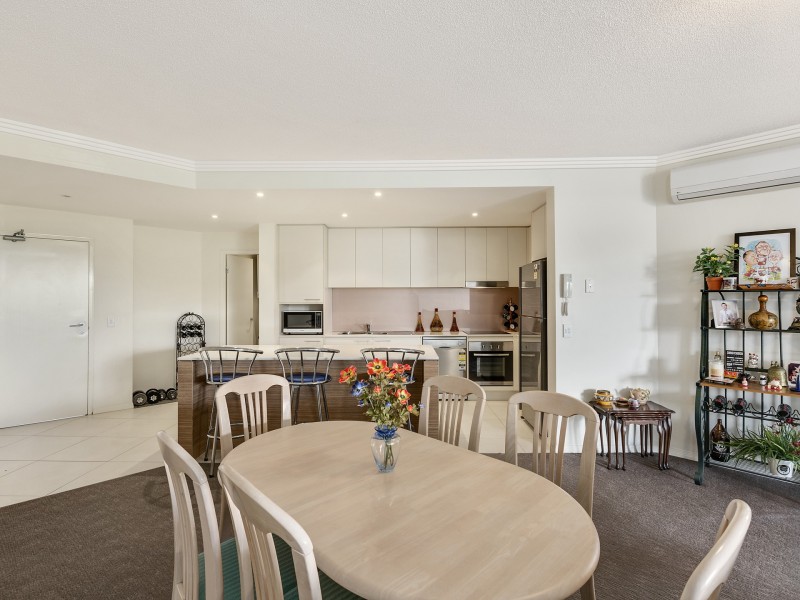 22/1 Lakefront Crescent, Varsity Lakes QLD 4227