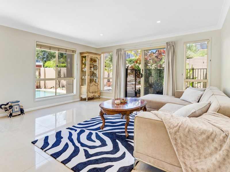 1 Corvus Way, Robina QLD 4226