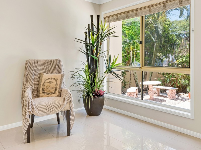 1 Corvus Way, Robina QLD 4226