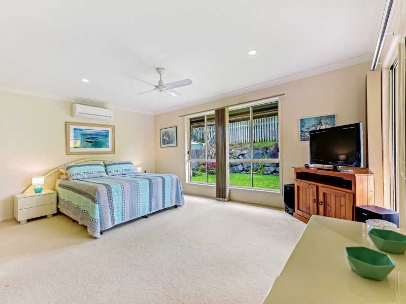 54 Ellis Drive, Mudgeeraba QLD 4213