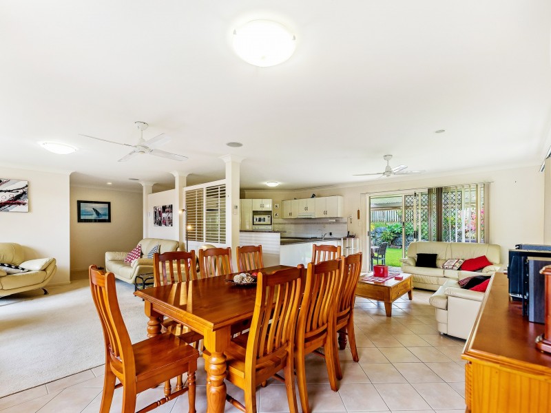 54 Ellis Drive, Mudgeeraba QLD 4213