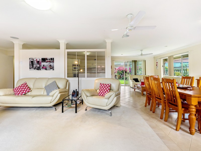 54 Ellis Drive, Mudgeeraba QLD 4213