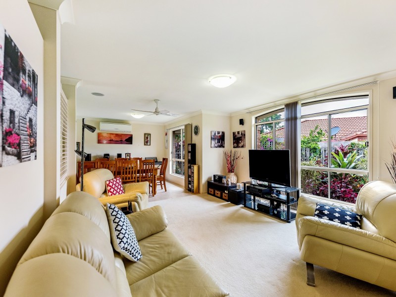 54 Ellis Drive, Mudgeeraba QLD 4213