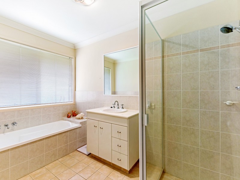 54 Ellis Drive, Mudgeeraba QLD 4213