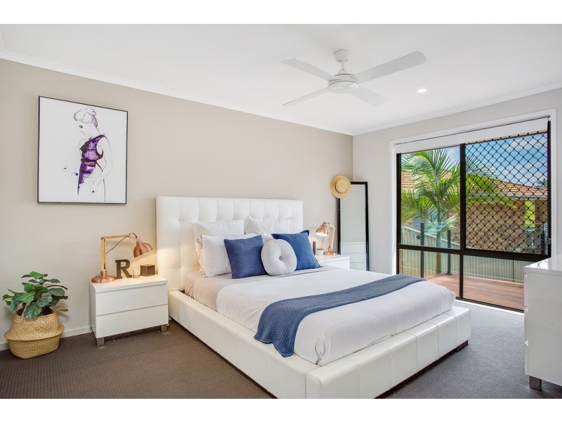 129 Thorngate Drive, Robina QLD 4226