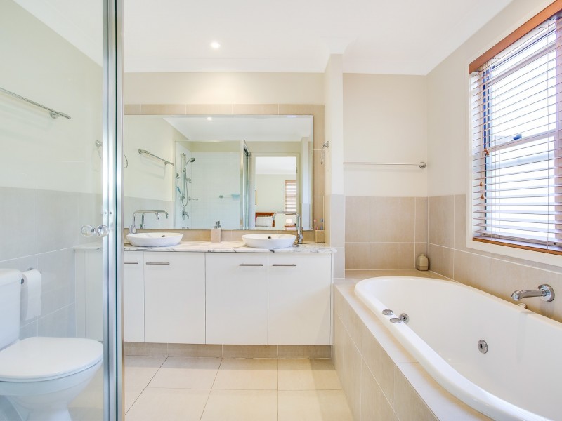 134 Easthill Drive, Robina QLD 4226