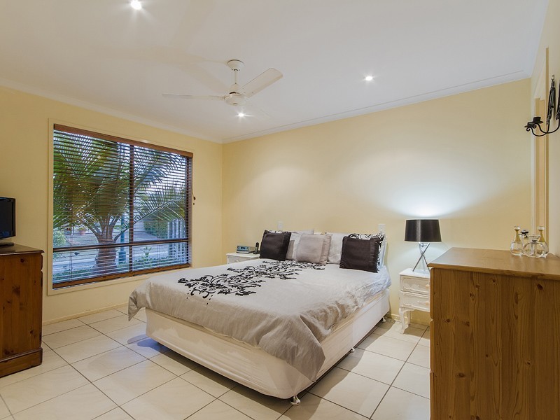 10 Sentry Street, Robina QLD 4226