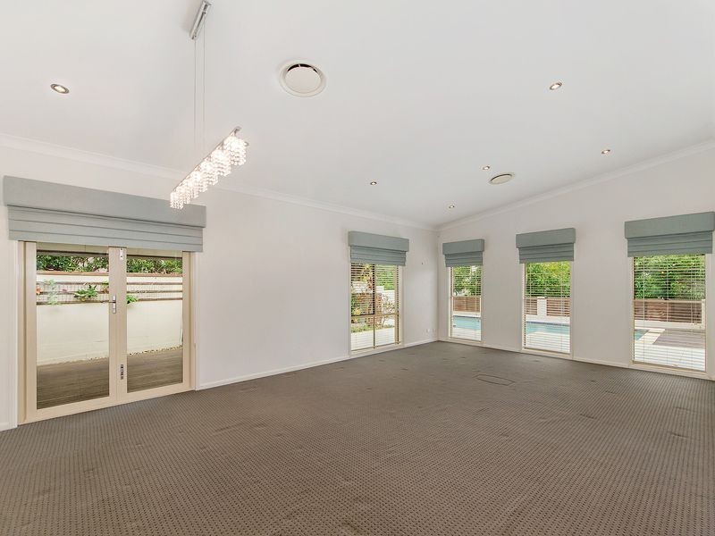 8 Gilgandra Close, Reedy Creek QLD 4227
