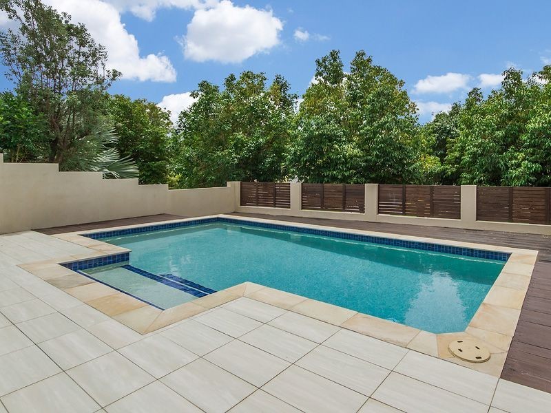 8 Gilgandra Close, Reedy Creek QLD 4227