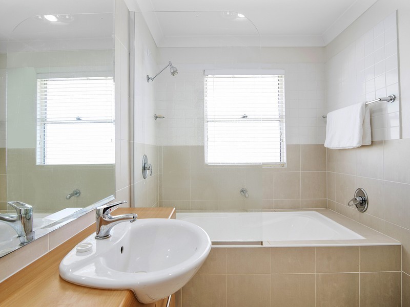 168 Easthill Drive, Robina QLD 4226