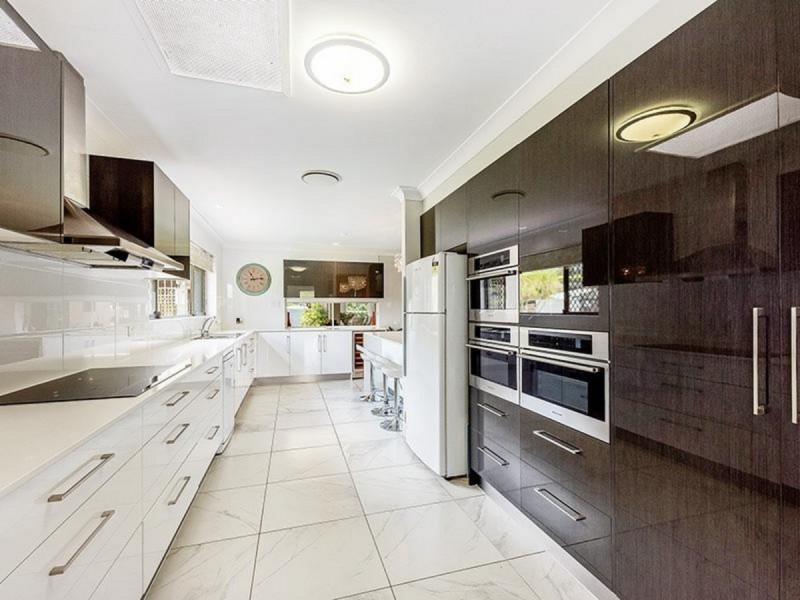 5 Todman Drive, Mudgeeraba QLD 4213