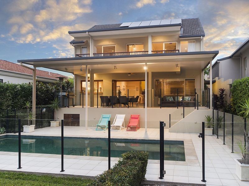 332 Ron Penhaligon Way, Robina QLD 4226