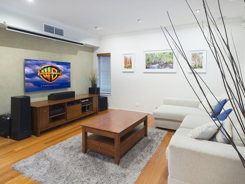 332 Ron Penhaligon Way, Robina QLD 4226