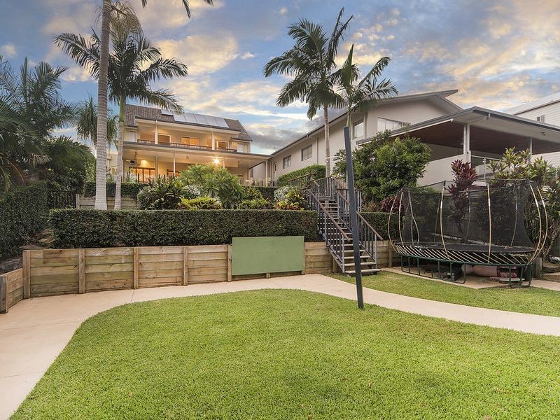 332 Ron Penhaligon Way, Robina QLD 4226