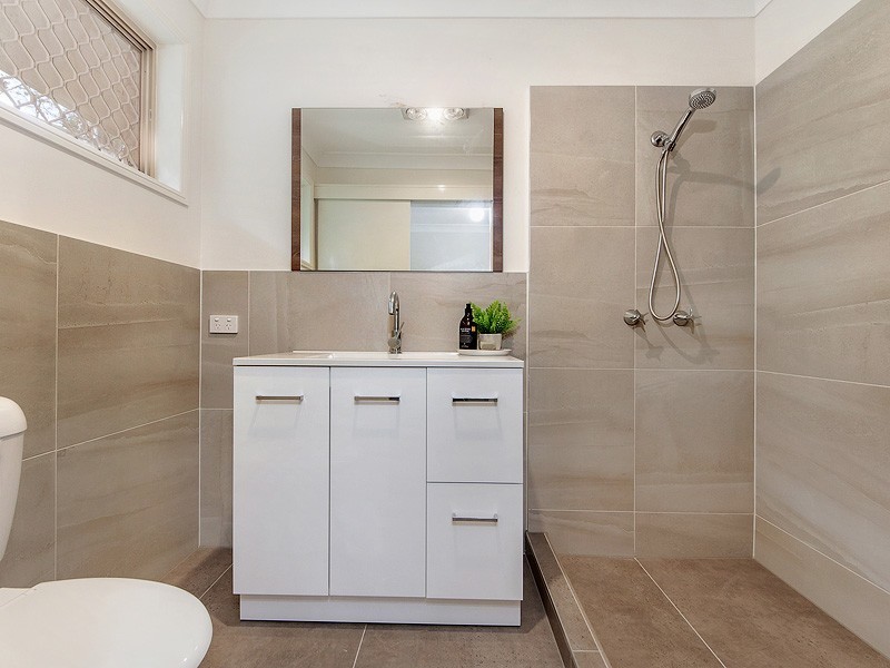 24A James Cagney Close, Parkwood QLD 4214