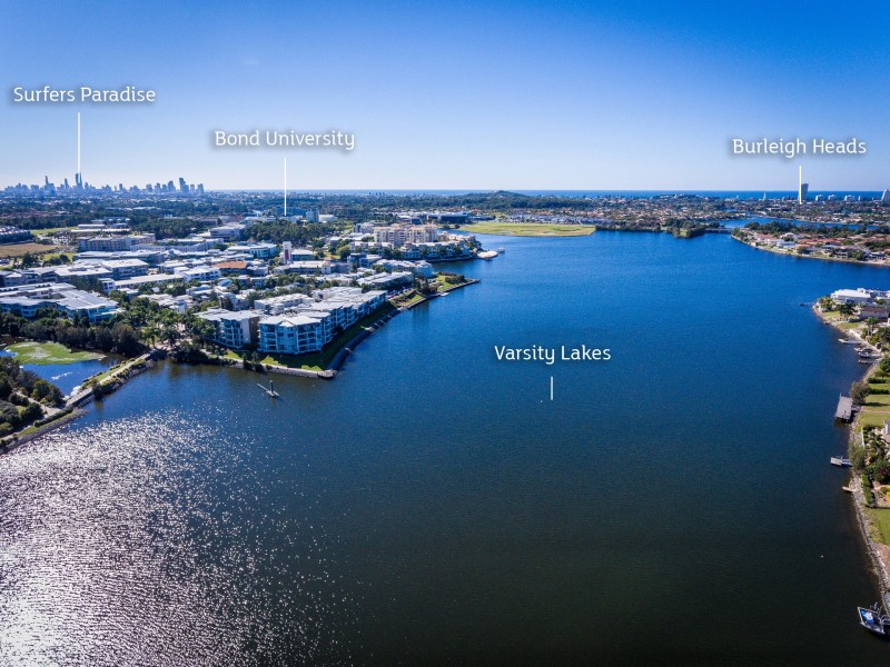 26/1 Lakefront Crescent, Varsity Lakes QLD 4227