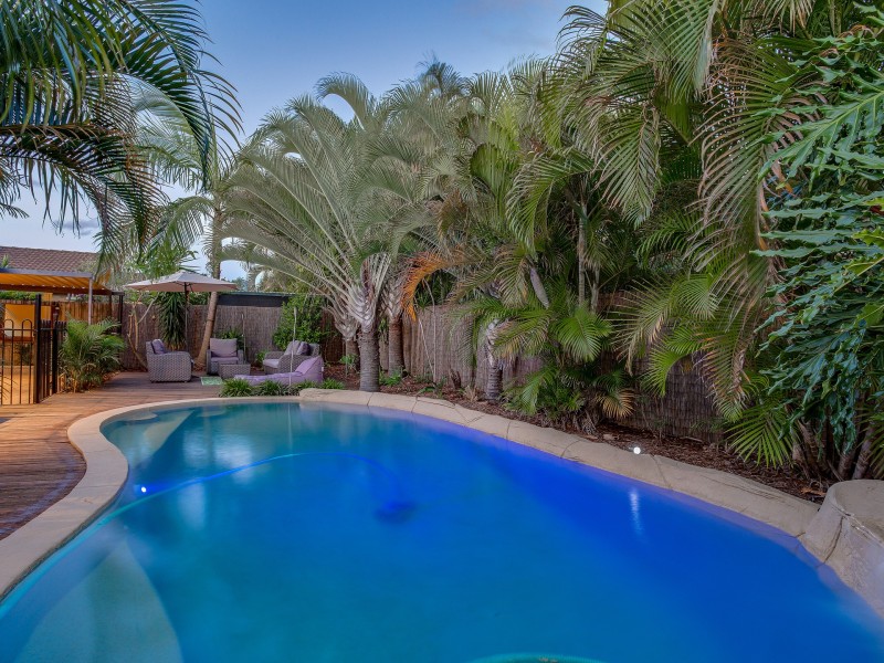 1 Casetta Court, Varsity Lakes QLD 4227