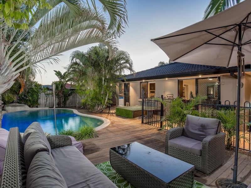 1 Casetta Court, Varsity Lakes QLD 4227