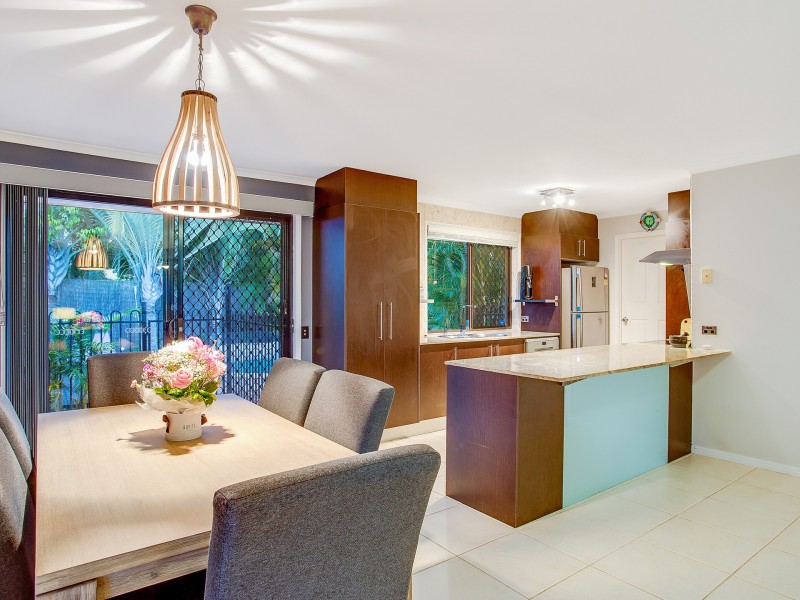 1 Casetta Court, Varsity Lakes QLD 4227