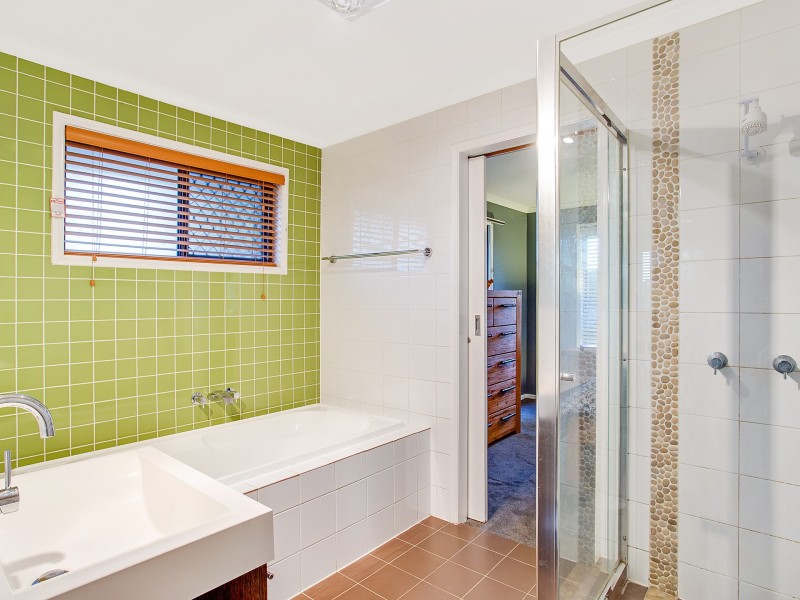1 Casetta Court, Varsity Lakes QLD 4227