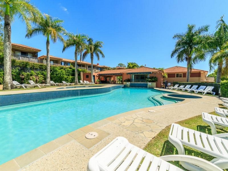 98/4 University Drive, Robina QLD 4226