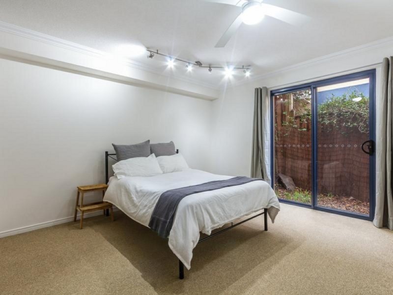 98/4 University Drive, Robina QLD 4226