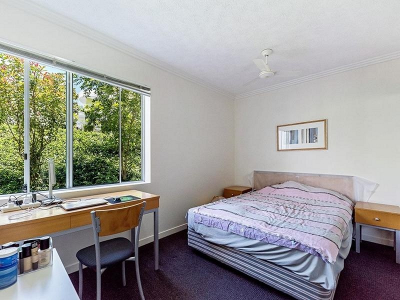 46/98 University Drive, Varsity Lakes QLD 4227