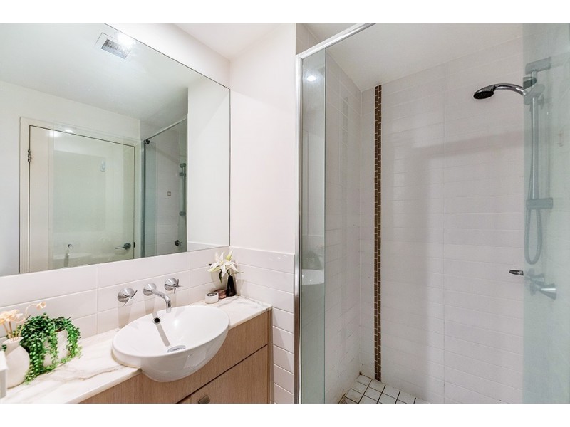 17/255 Varsity Parade, Varsity Lakes QLD 4227