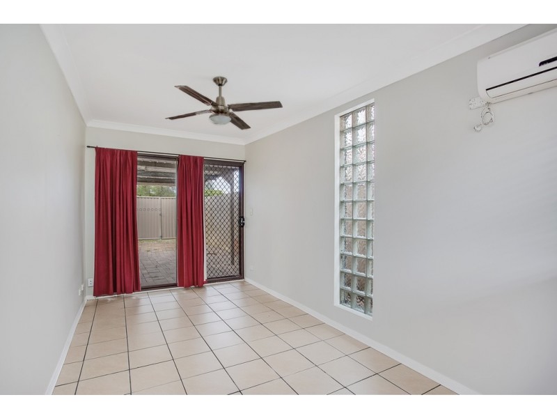 102 Central Street, Labrador QLD 4215