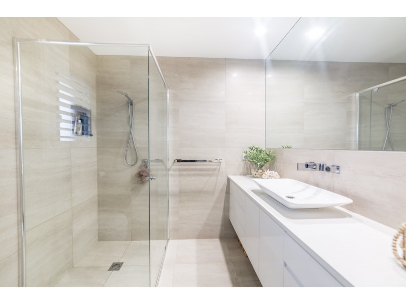 29 Jarrahdale Drive, Elanora QLD 4221