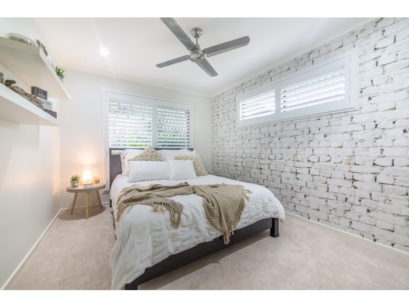 29 Jarrahdale Drive, Elanora QLD 4221