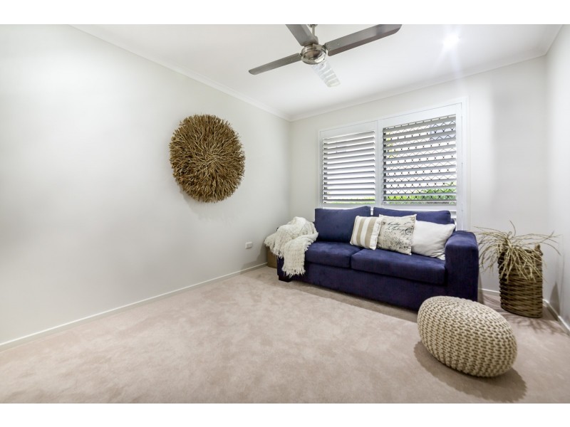 29 Jarrahdale Drive, Elanora QLD 4221