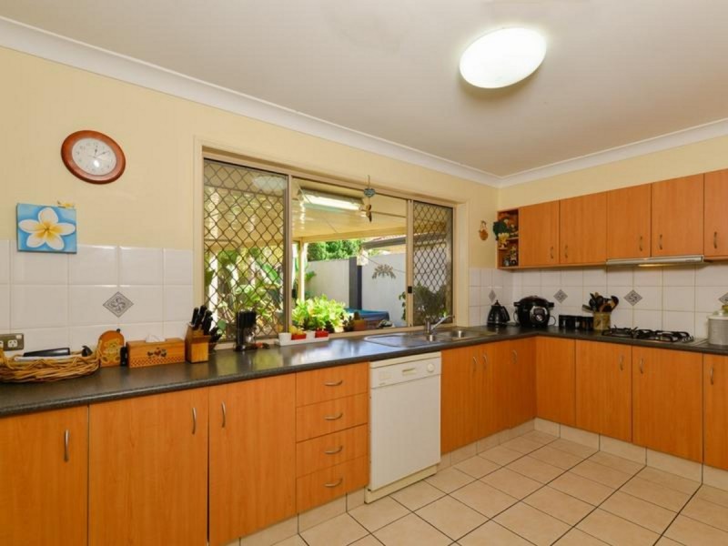 17 Laurel Oak Drive, Robina QLD 4226