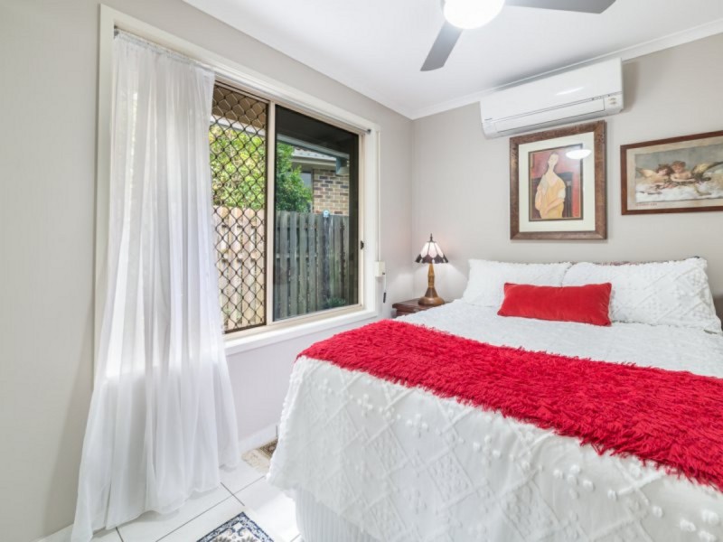 5 Rosanna Place, Robina QLD 4226