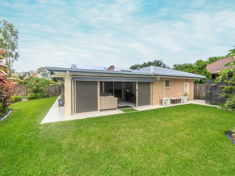 5 Rosanna Place, Robina QLD 4226