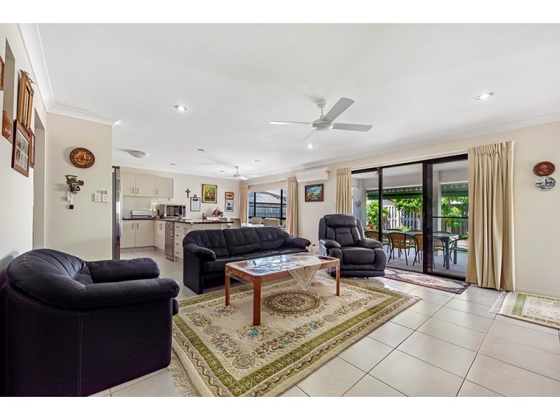 10 Parrot Court, Gilston QLD 4211